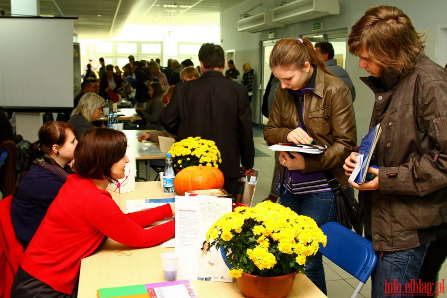 Targi Pracy i Edukacji 2011 w hali CS-B, fot. 12