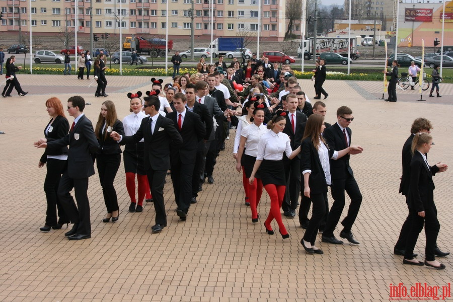 I Miejski Polonez Maturzystw w Elblgu, fot. 15