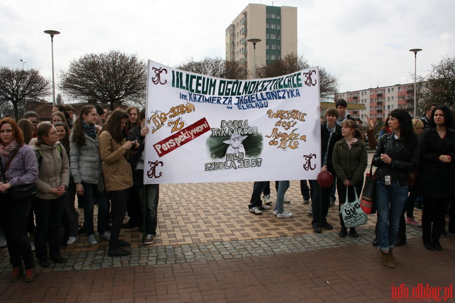 I Miejski Polonez Maturzystw w Elblgu, fot. 43