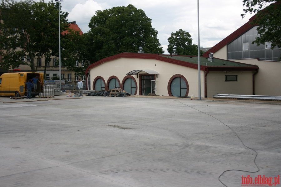 Budowa hali sportowej przy Gimnazjum nr 9 na ul. Browarnej - maj 2012, fot. 3