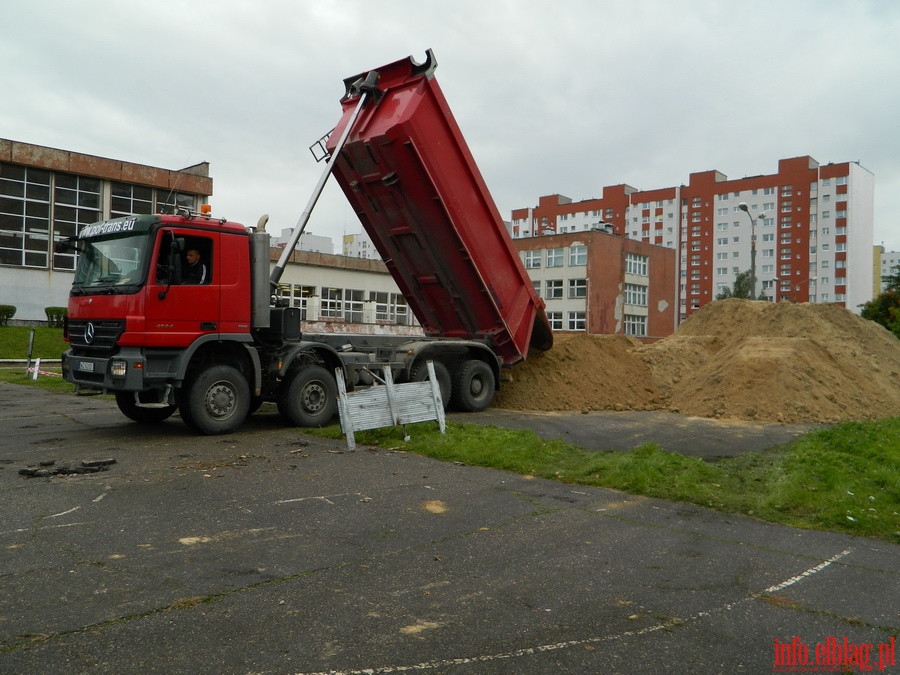 Budowa Orlika na Zawadzie, fot. 16