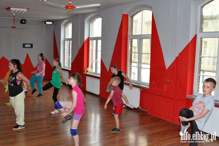 Sekcja hip-hopu dziecicego podczas treningu w Centrum Taca Cadmans, fot. 8