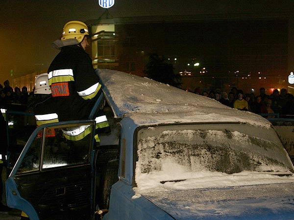 Tancerze ognia i pokaz grup ratownictwa, fot. 12