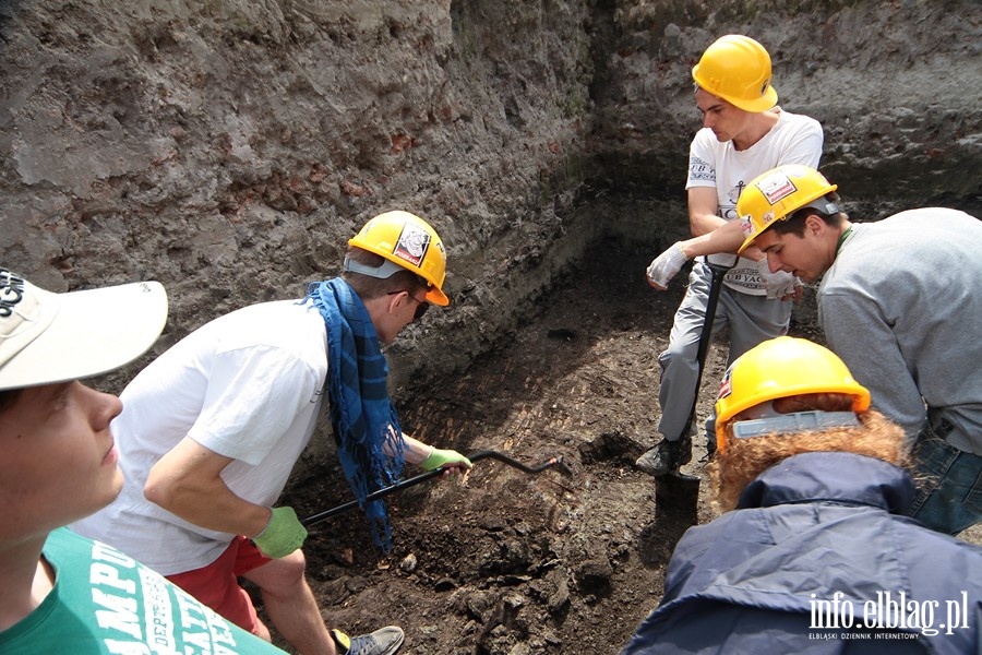 Wykopaliska na dziedzicu elblskiego Muzeum Archeologiczno-Historycznego, fot. 13