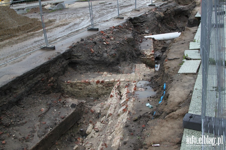 Wykopaliska na DW 503 (wrzesie 2013), fot. 4