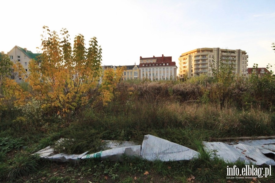 Niezagospodarowana dziaka w centrum Elblga, fot. 20