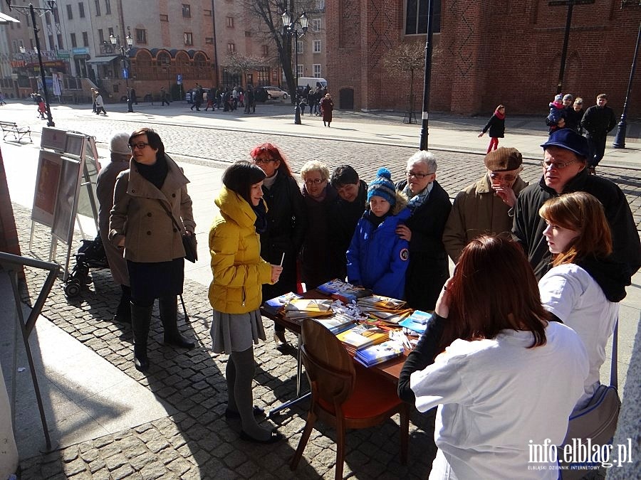 Rozmowy elblan o Europarlamencie i akcja Elblg czyta dzieciom, fot. 29