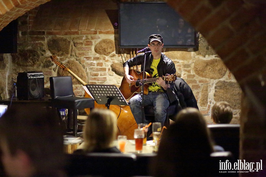 Koncert Gienka Loski z zespoem w pubie Ssiedzi, fot. 5