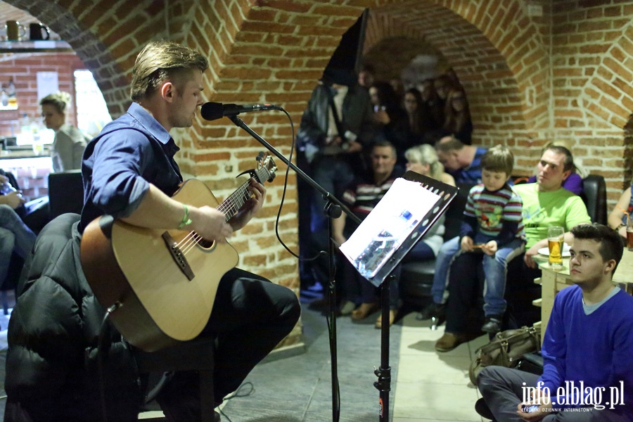 Koncert Gienka Loski z zespoem w pubie Ssiedzi, fot. 12