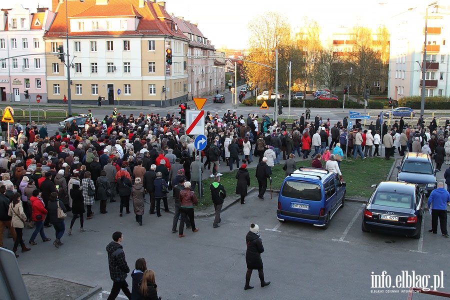 Miejska Droga Krzyowa - kwiecie 2014r., fot. 19