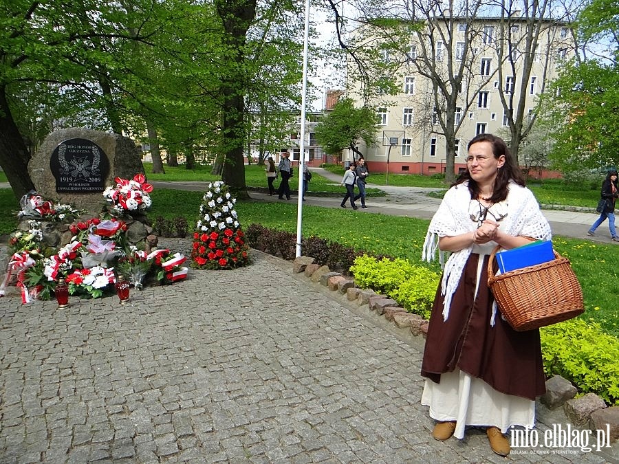 II Sobota z przewodnikiem - Gra w. Anny i Park im. Traugutta, fot. 9