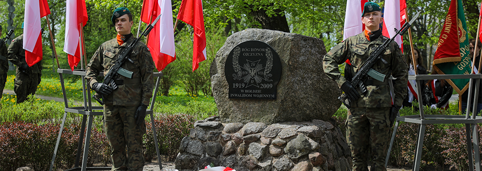 Elblg: Upamitniono 106. rocznic powstania Zwizku Inwalidw WojennychRP 