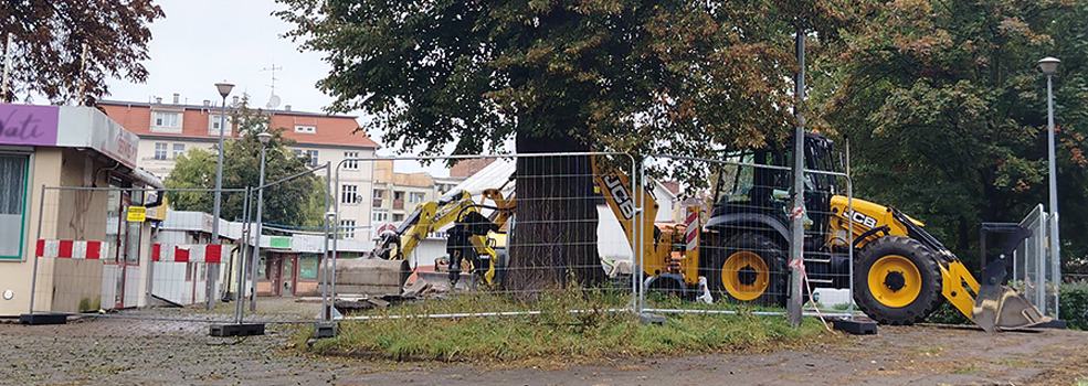 Rozpoczy si prace w miasteczku handlowym przy czogu