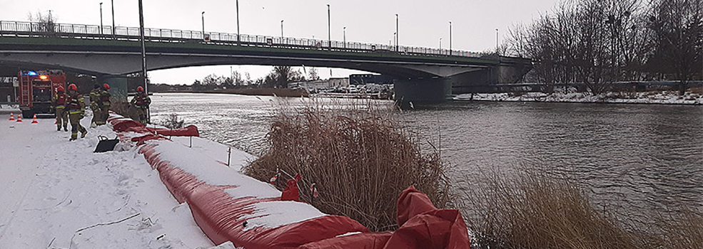 Rzeka Elbl�g nadal gro�na. Woda ponownie przekroczy�a stan alarmowy