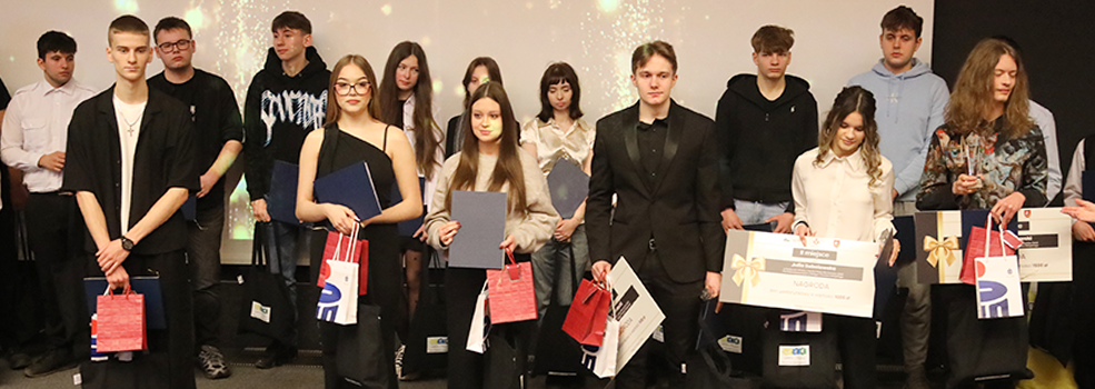 "To bardzo warto�ciowe przedsi�wzi�cie nie tylko dla uczni�w"