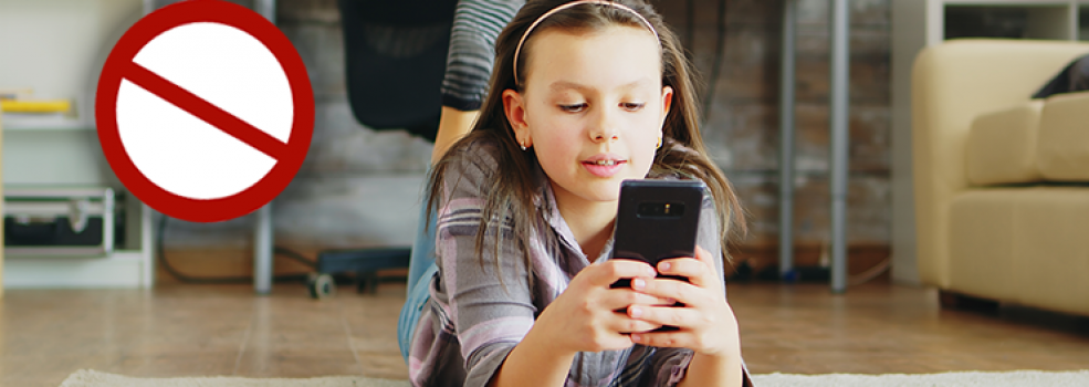 Dzieci bez telefon�w? "Jeste�my w procesie uczenia si�"