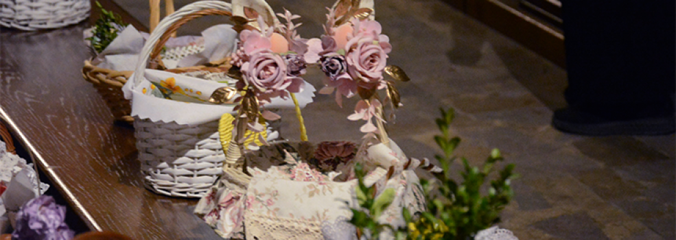 Wielka Sobota w Elbl�gu. �wi�cenie pokarm�w w katedrze �w. Miko�aja (zdj�cia)