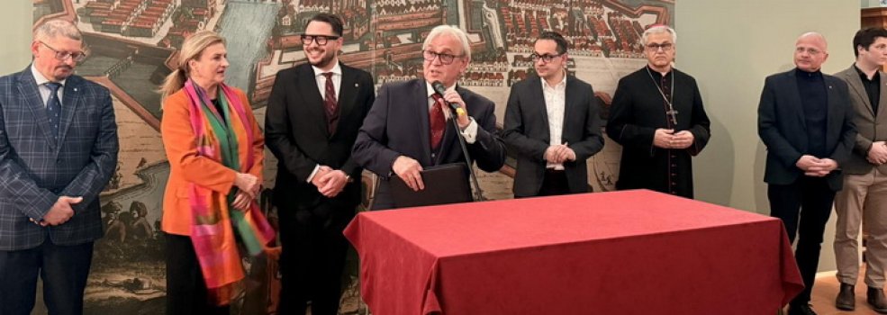 Od dzi� Akt Lokacyjny Elbl�ga z 1246 r. mo�na zobaczy� w muzeum