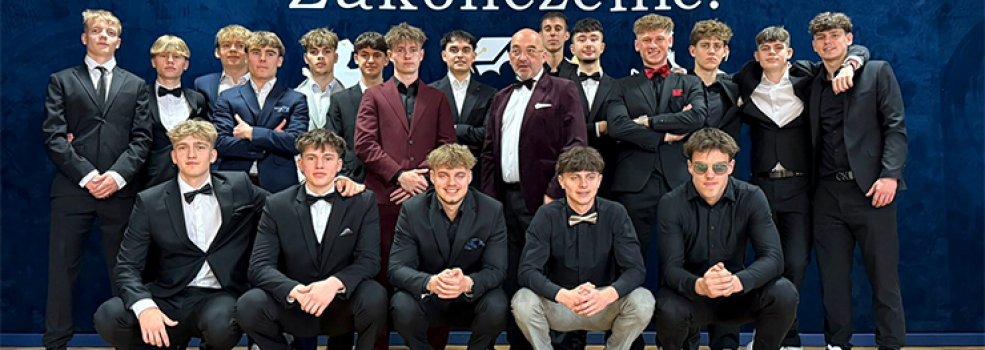 „To pierwszy rocznik 6-latka, kt�ry wypuszczamy w �wiat”. Zako�czeniu roku IV LO