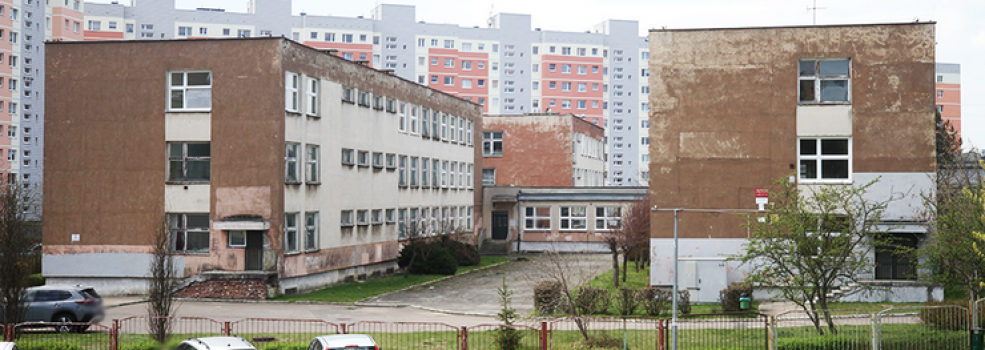 Rozbi�rka SP nr 9 coraz bli�ej. W jej miejscu powstanie szko�a modu�owa