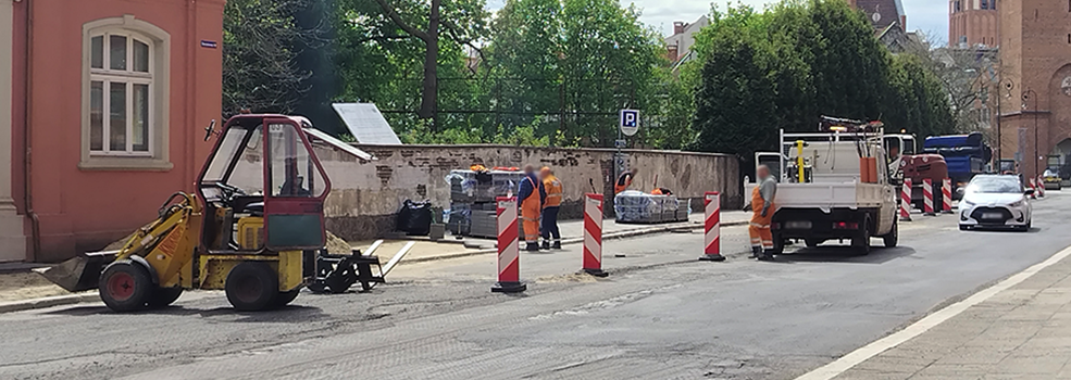 Przy Stoczniowej praca wre. Zobacz zdj�cia