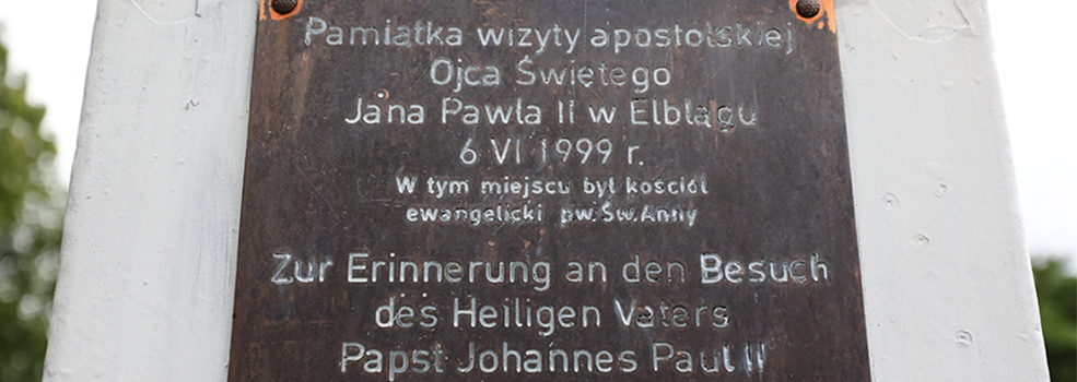 "Wa�ne jest, aby zachowa� materialne pami�tki dla nast�pnych pokole�"
