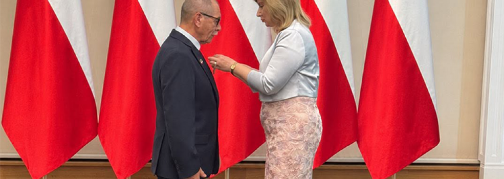 Hieronim Guzowski odznaczony Krzy�em Kawalerskim Orderu Odrodzenia Polski