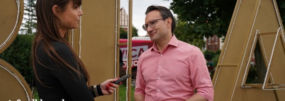 Wiceminister Tomasz Lewandowski: Elbl�g sta� na wi�cej