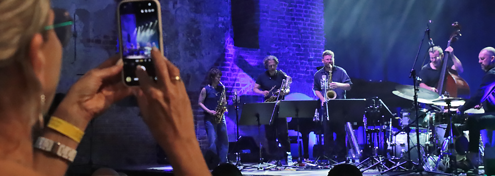 Za nami pierwszy dzie� XII Festiwalu Jazzbl�g. Zobacz zdj�cia!