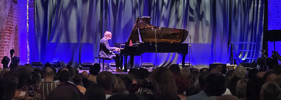 Fina�owy wiecz�r XII Festiwalu Jazzbl�g. Leszek Mo�d�er na scenie (zdj�cia!)