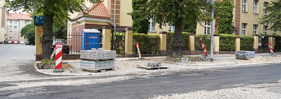 Ruch wahad�owy na Saper�w. Ile potrwa remont? (aktualizacja)