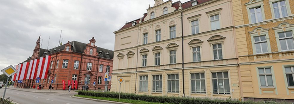 Zabytkowa kamienica zn�w na sprzeda�. Ratusz chce za ni� 4,2 mln z�