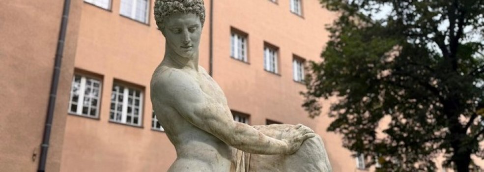 Po s�siedzku z Achillesem. Kolejna w�dr�wka Tezeusza