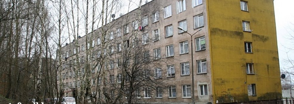 Hotelowiec do likwidacji. Nieruchomo�� przy ��czyckiej wystawiono na sprzeda�