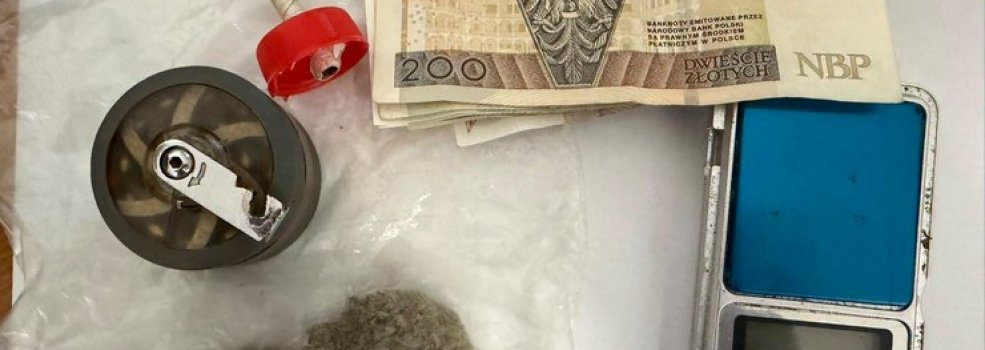 Szukali zaginionego 16-latka. Zatrzymali 17-latka z marihuan�